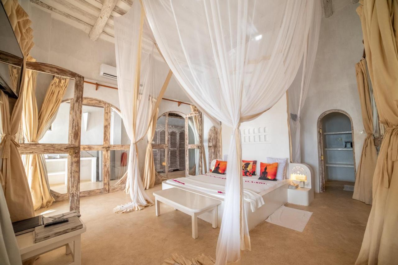 Nuri Boutique Hotel & Villas Msambweni エクステリア 写真