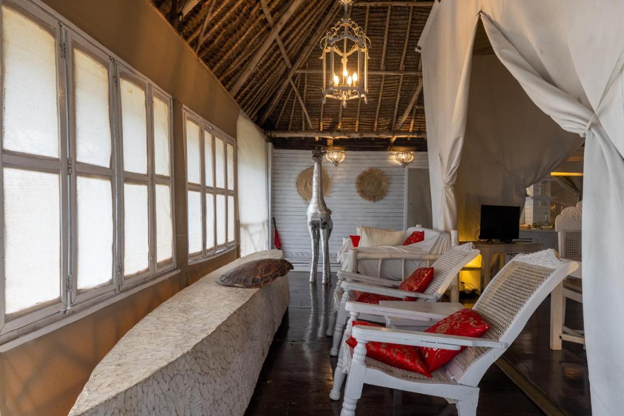 Nuri Boutique Hotel & Villas Msambweni エクステリア 写真