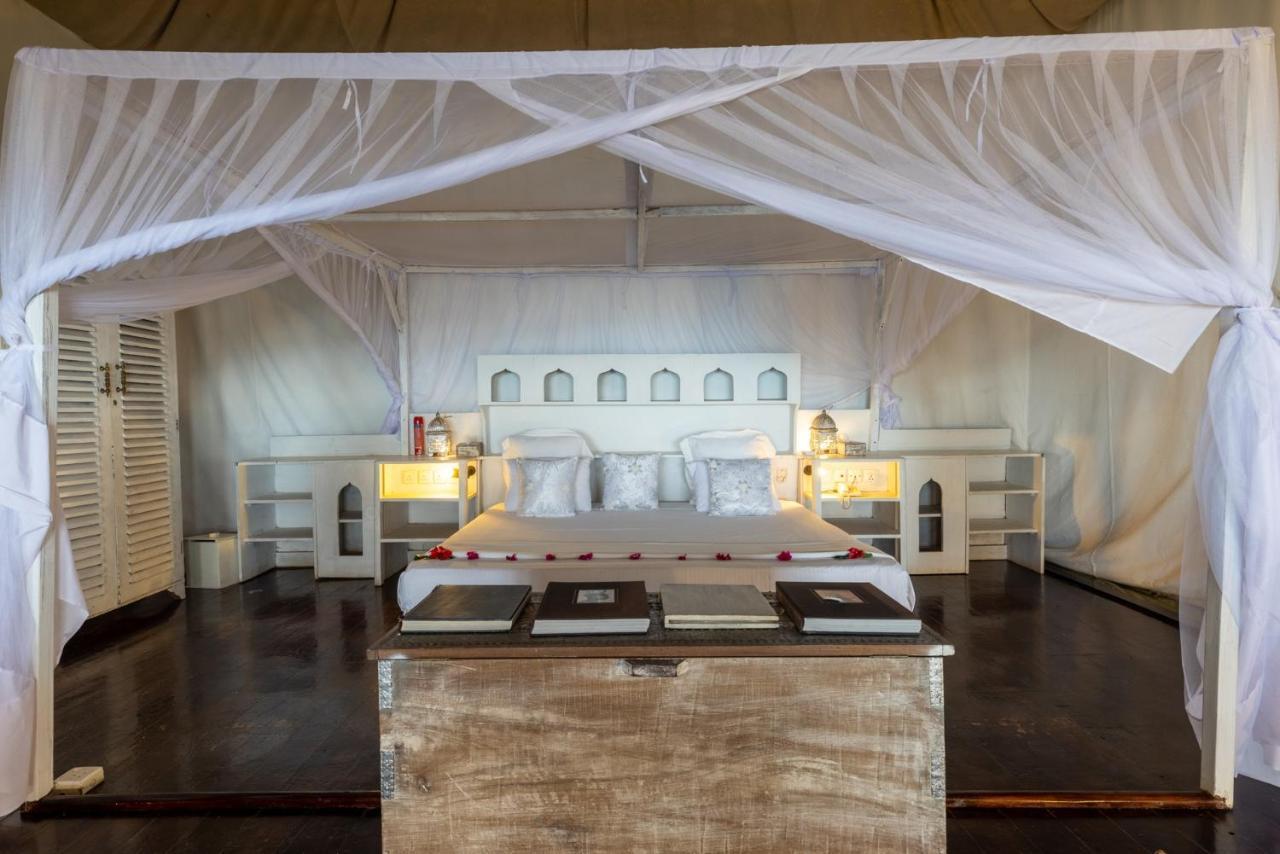 Nuri Boutique Hotel & Villas Msambweni エクステリア 写真
