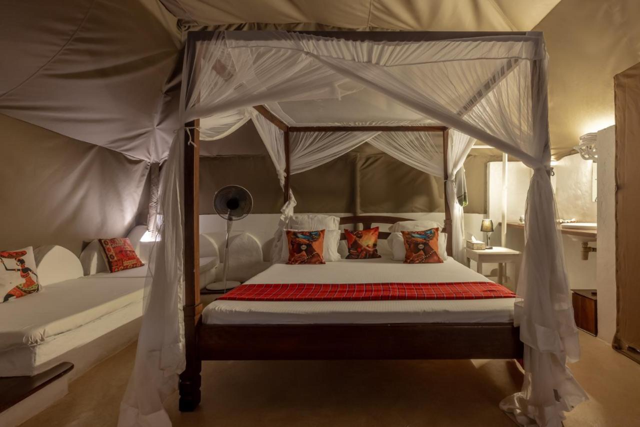 Nuri Boutique Hotel & Villas Msambweni エクステリア 写真
